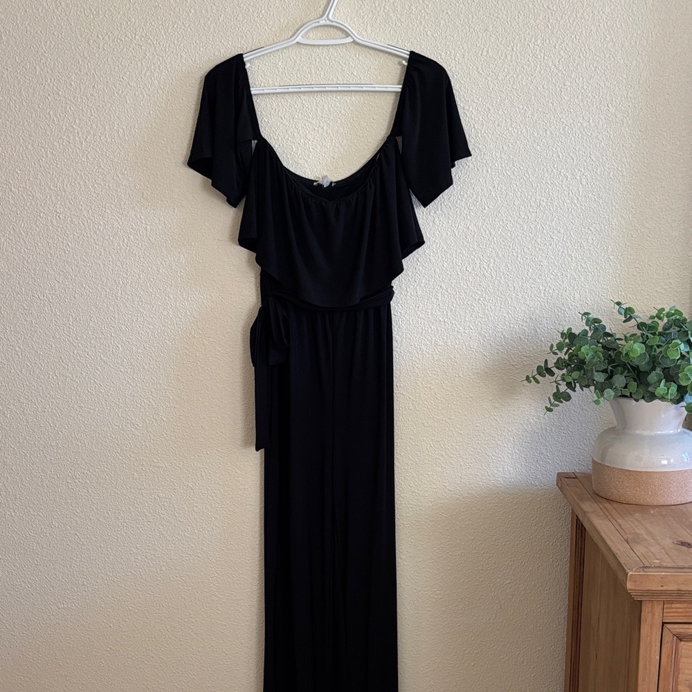 Elegant Black Women's Jumpsuit